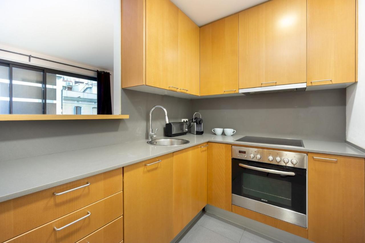 Enjoy Apartments Maria II Барселона Екстериор снимка