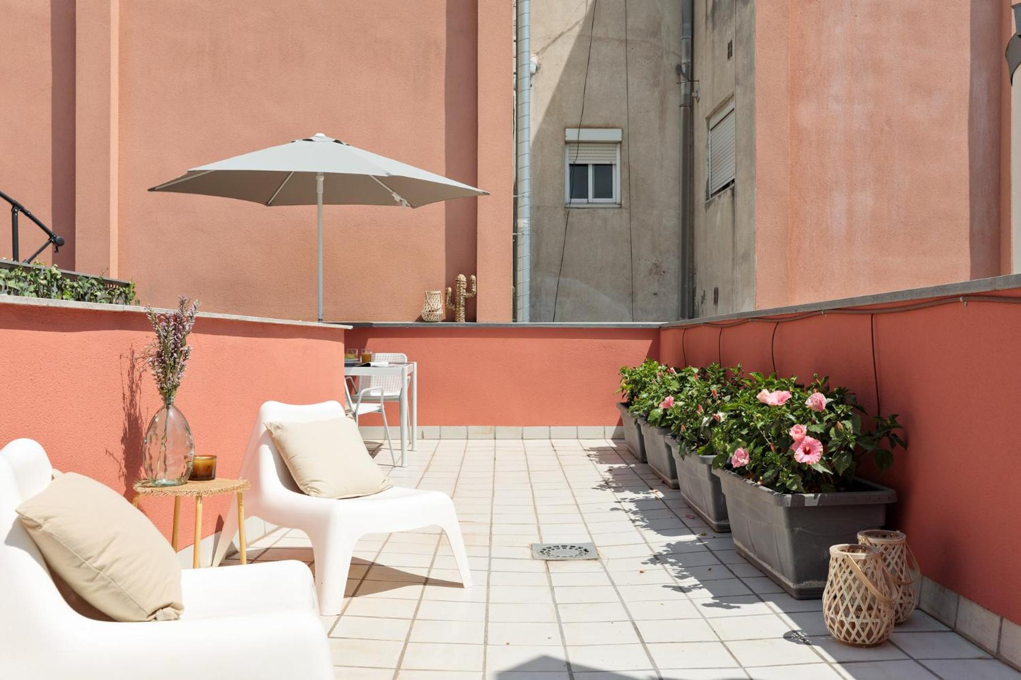 Enjoy Apartments Maria II Барселона Екстериор снимка